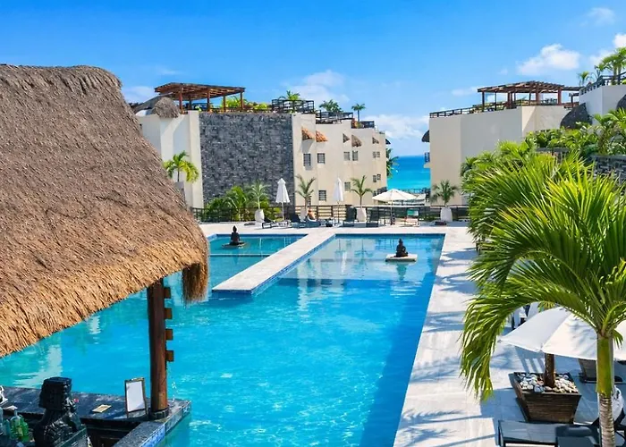 Gran Oceanview En Aldea Thai Apartment *