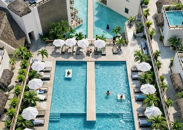 Gran Oceanview En Aldea Thai Apartment